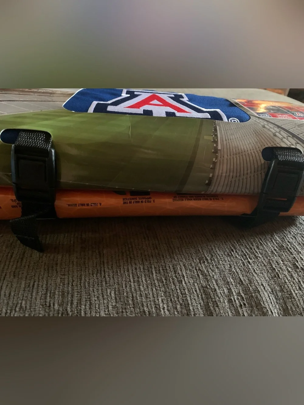 Uphill sports water resistant stadium blanket